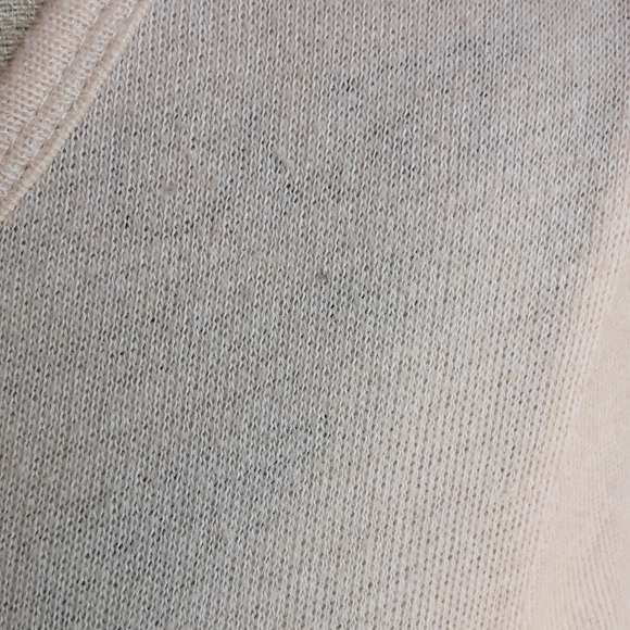 Obey Propaganda Long Sleeve Top with Cut-out Detail in Back. - Picture 4 of 9